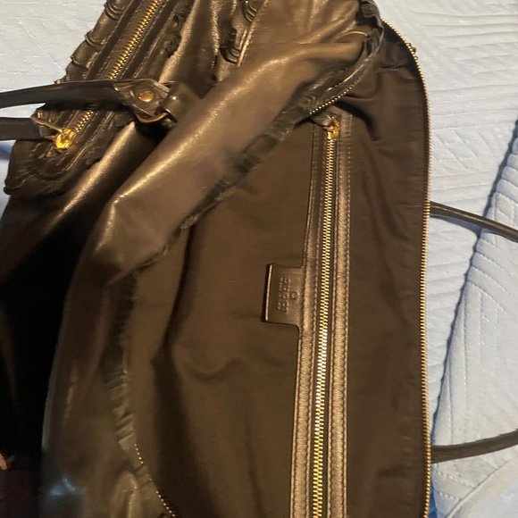 Authentic Gucci Leather Handbag - Picture 2 of 3